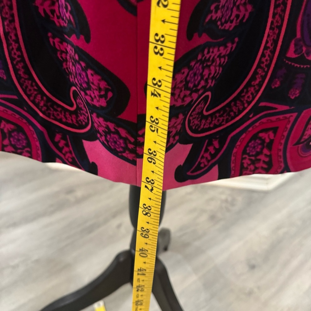 Peter Nygard Vibrant Pink and Black Asymmetrical Dress - Picture 7 of 8